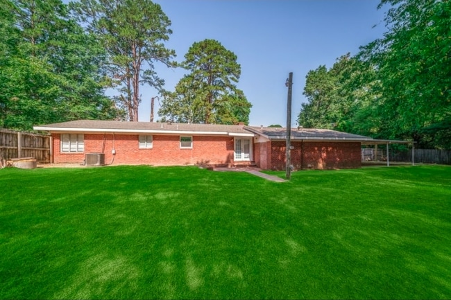 3444 S Garrett St in Marshall, TX - Building Photo - Building Photo