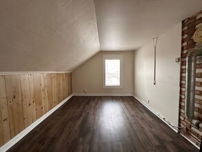 1208 Doblon St in Green Bay, WI - Foto de edificio - Building Photo