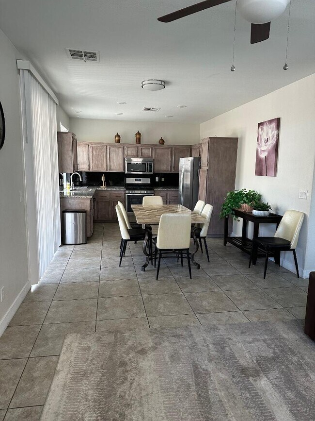 10059 W Cherokee Ave in Las Vegas, NV - Building Photo - Building Photo