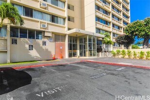 5180 Likini St in Honolulu, HI - Building Photo