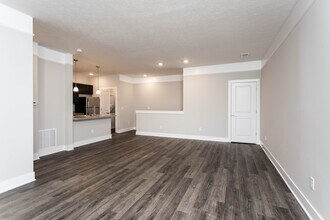 Dooley's Orchard in Lewis Center, OH - Building Photo - Interior Photo