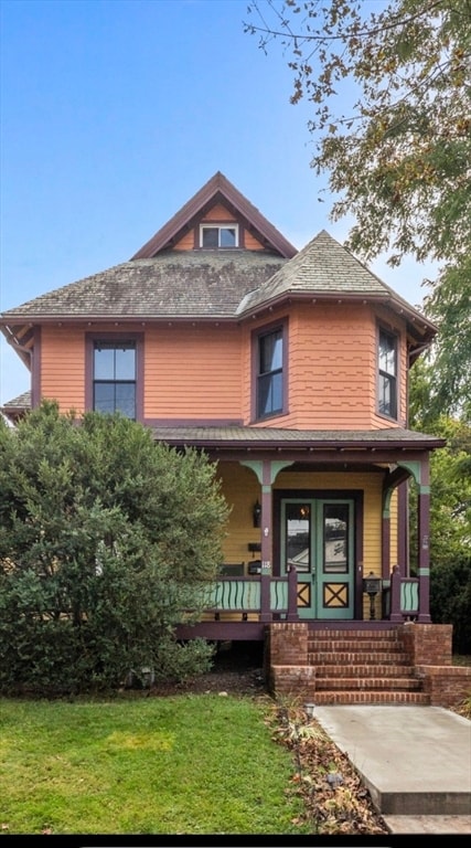 property at 118 Elm St