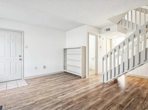 543 Cedarwood Dr in Mandeville, LA - Building Photo - Building Photo