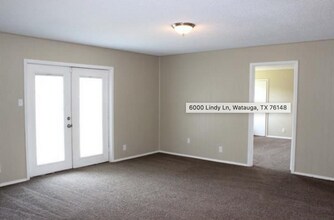 6000 Lindy Ln in Watauga, TX - Building Photo - Building Photo