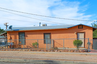 102 W Veterans Blvd in Tucson, AZ - Building Photo - Building Photo