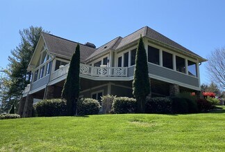 65 Orvis Stone Cir in Biltmore Lake, NC - Foto de edificio - Building Photo