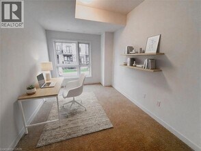 25 Palace St in Kitchener, ON - Building Photo - Building Photo