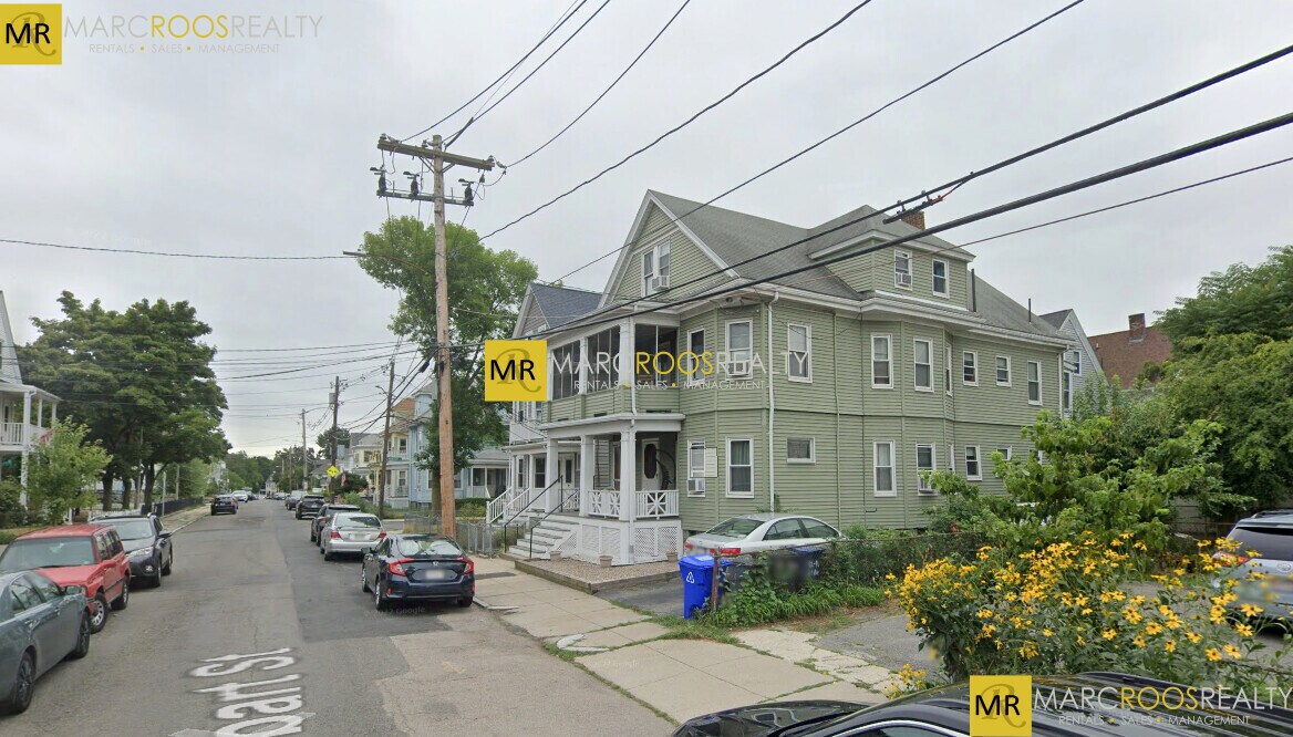 92 Hobart St, Unit 1 in Boston, MA - Foto de edificio