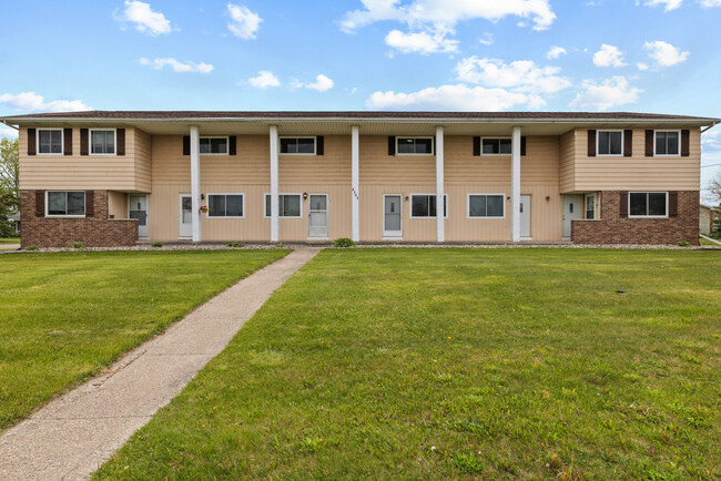 6301 Frank N Dot Ct in Lansing, MI - Foto de edificio - Building Photo