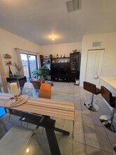 23337 SW 128th Ave in Homestead, FL - Foto de edificio - Building Photo