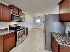 21115 Baltic Rain Dr in Hockley, TX - Foto de edificio - Building Photo