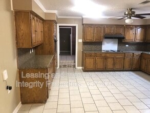 2809 S Curtis Dr in New Iberia, LA - Building Photo - Building Photo