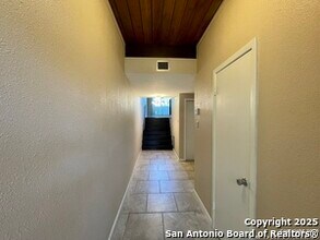 3103 Eisenhauer Rd in San Antonio, TX - Building Photo - Building Photo