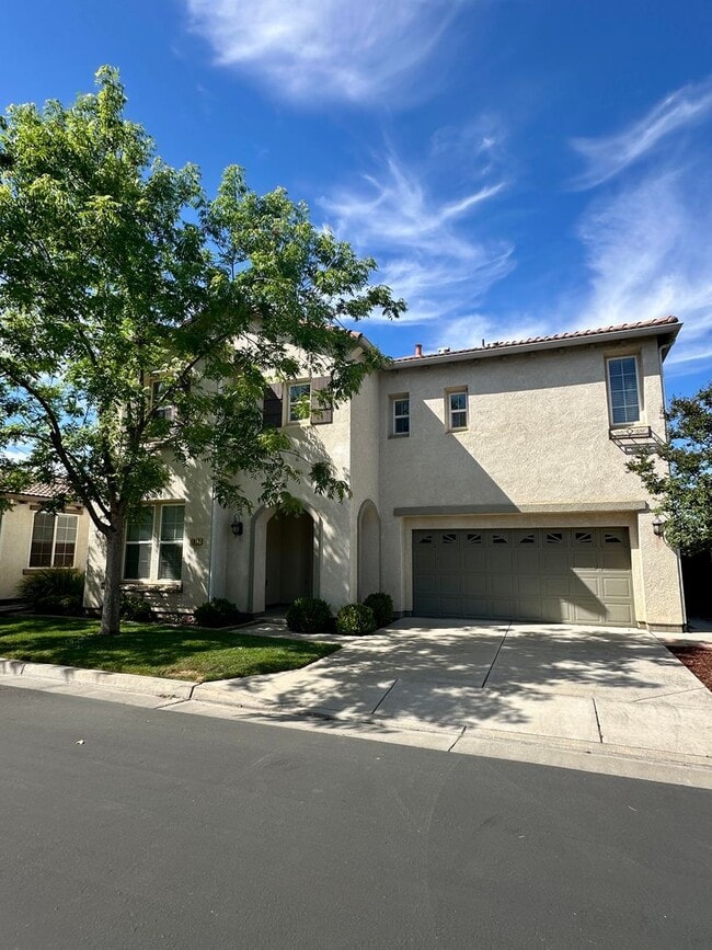 property at 1812 W Bella Oaks Way