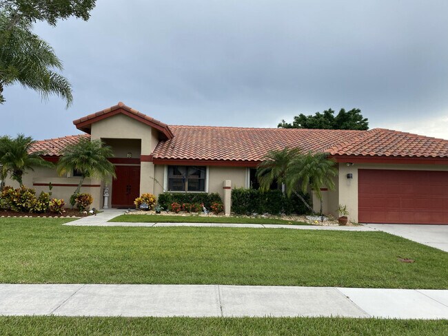 property at 2153 Amesbury Cir