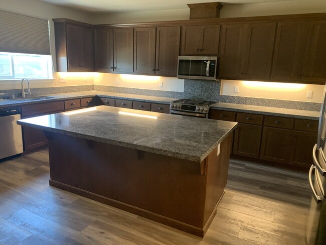 5394 Promontory Wy in Antioch, CA - Building Photo - Building Photo