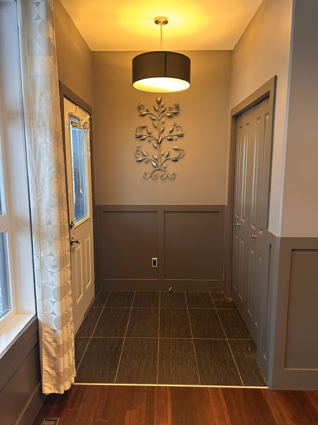 411 Hampton Cir in Saskatoon, SK - Building Photo - Building Photo