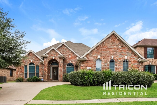 property at 7814 Longbow Ln
