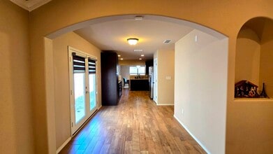 307 Santander Dr in Laredo, TX - Building Photo - Building Photo