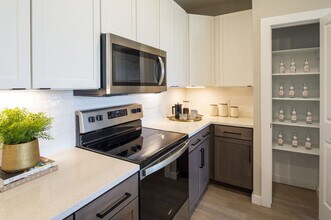 20002 Edworthy Rd in Cypress, TX - Building Photo - Building Photo