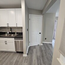 303 E Thirteen Mile Rd in Royal Oak, MI - Building Photo - Building Photo