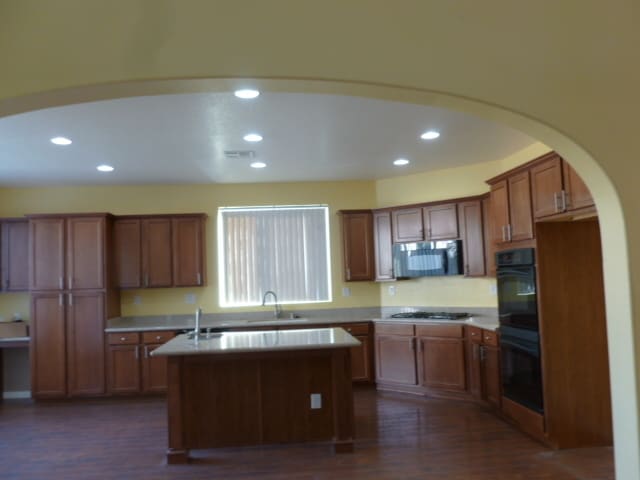 8572 Benidorm Ave in Las Vegas, NV - Building Photo - Building Photo