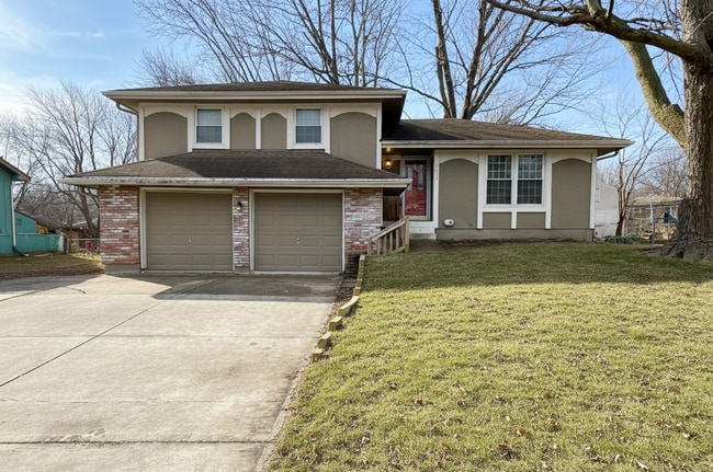 1211 SE 4th Terrace in Lee's Summit, MO - Building Photo - Building Photo