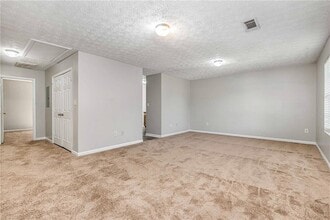 588 Elle's Wy in Griffin, GA - Building Photo - Building Photo