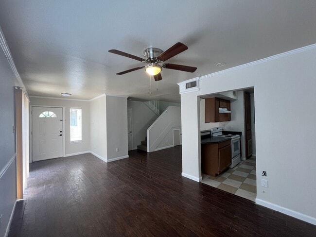 6106 Hidden Cove in Corpus Christi, TX - Foto de edificio - Building Photo