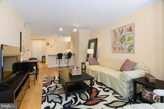 631 D St NW, Unit 1032 in Washington, DC - Building Photo - Building Photo