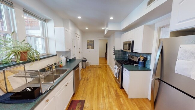 111 University Rd, Unit #114 - 2 in Brookline, MA - Building Photo - Building Photo