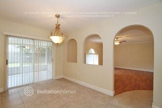 3223 Scenic Woods Dr in Deltona, FL - Foto de edificio - Building Photo
