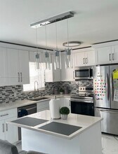 6450 Fern St in Margate, FL - Building Photo - Building Photo