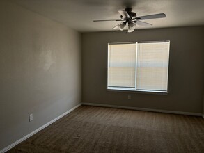 1402 Park Pl, Unit #1408 in Sherman, TX - Building Photo - Building Photo