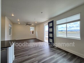4819 Harvest Pkwy in Bozeman, MT - Foto de edificio - Building Photo