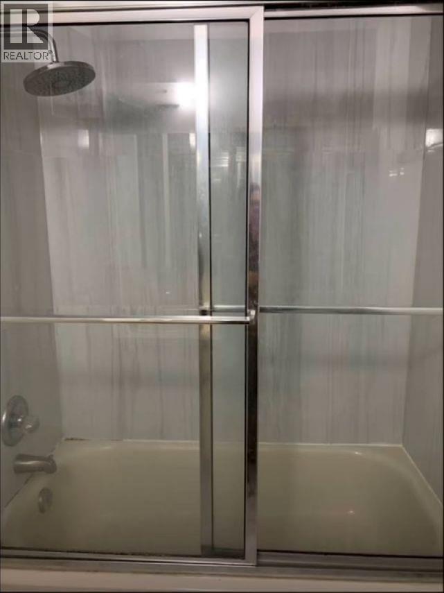 1292 E 53rd Ave in Vancouver, BC - Building Photo - Building Photo