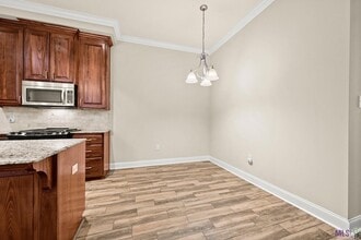 7723 Ibiza Dr in Baton Rouge, LA - Building Photo - Building Photo