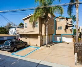 1169 Hornblend St in San Diego, CA - Building Photo - Building Photo