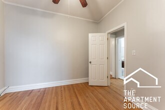 1317 W Foster Ave, Unit 1 in Chicago, IL - Building Photo - Building Photo