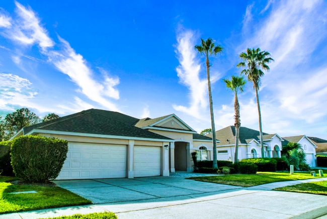 property at 305 Prestwick Dr