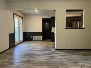 1420 Oakcrest Ave in Norman, OK - Building Photo - Building Photo