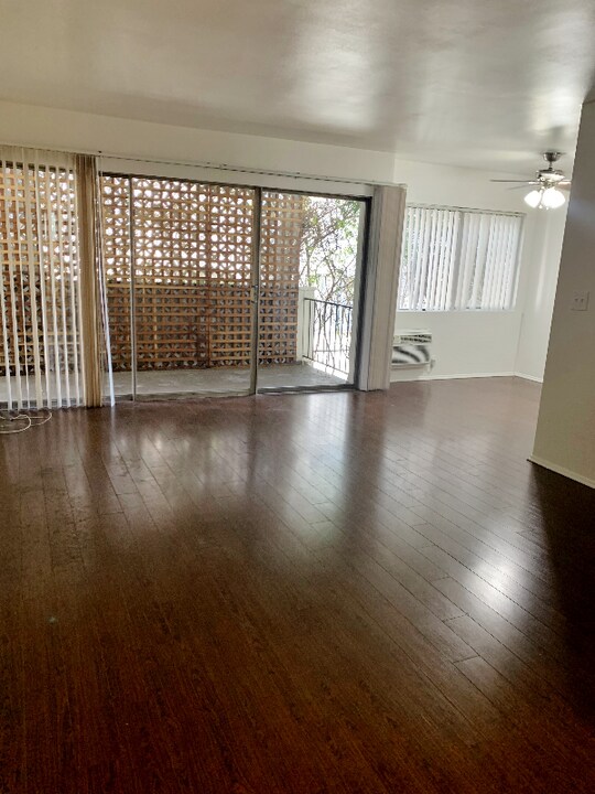 1538 N Detroit St-Unit -3 in Los Angeles, CA - Building Photo