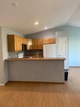 7107 56th St in Sioux Falls, SD - Building Photo - Building Photo