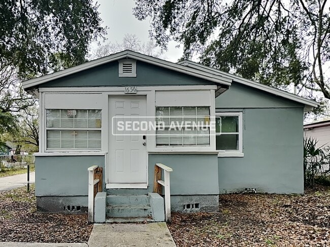 property at 1656 W 30th St