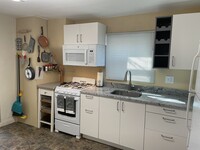 624 Knox Ct, Unit 1 photo'