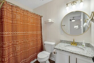 1300 Nylic St, Unit SI ID1319922P in Tallahassee, FL - Building Photo - Building Photo