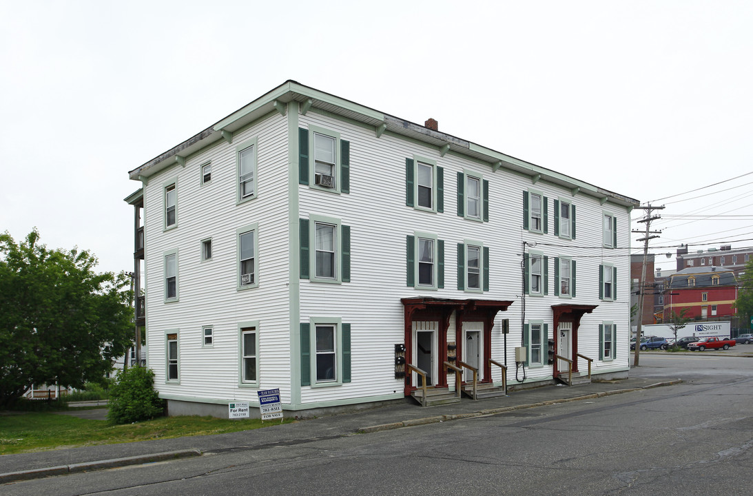 3 Bartlett St in Lewiston, ME - Building Photo