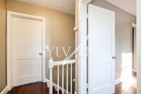 717 Bethnal Rd photo'