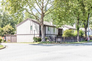 Shaughnessy Park in Port Coquitlam, BC - Building Photo