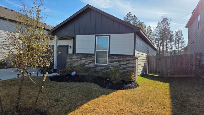 25049 Pomegranate Pl in Montgomery, TX - Building Photo - Building Photo